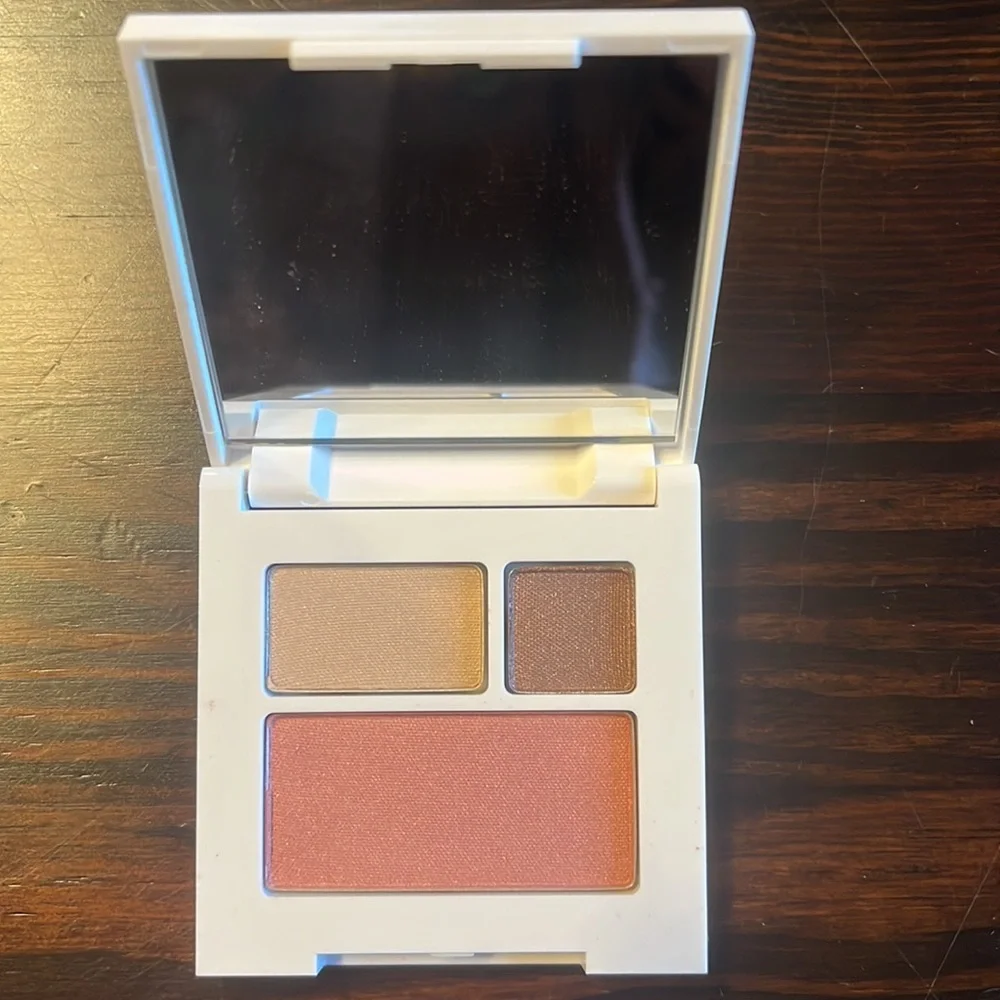 Clinique 01 like mink and 07 sunset glow
